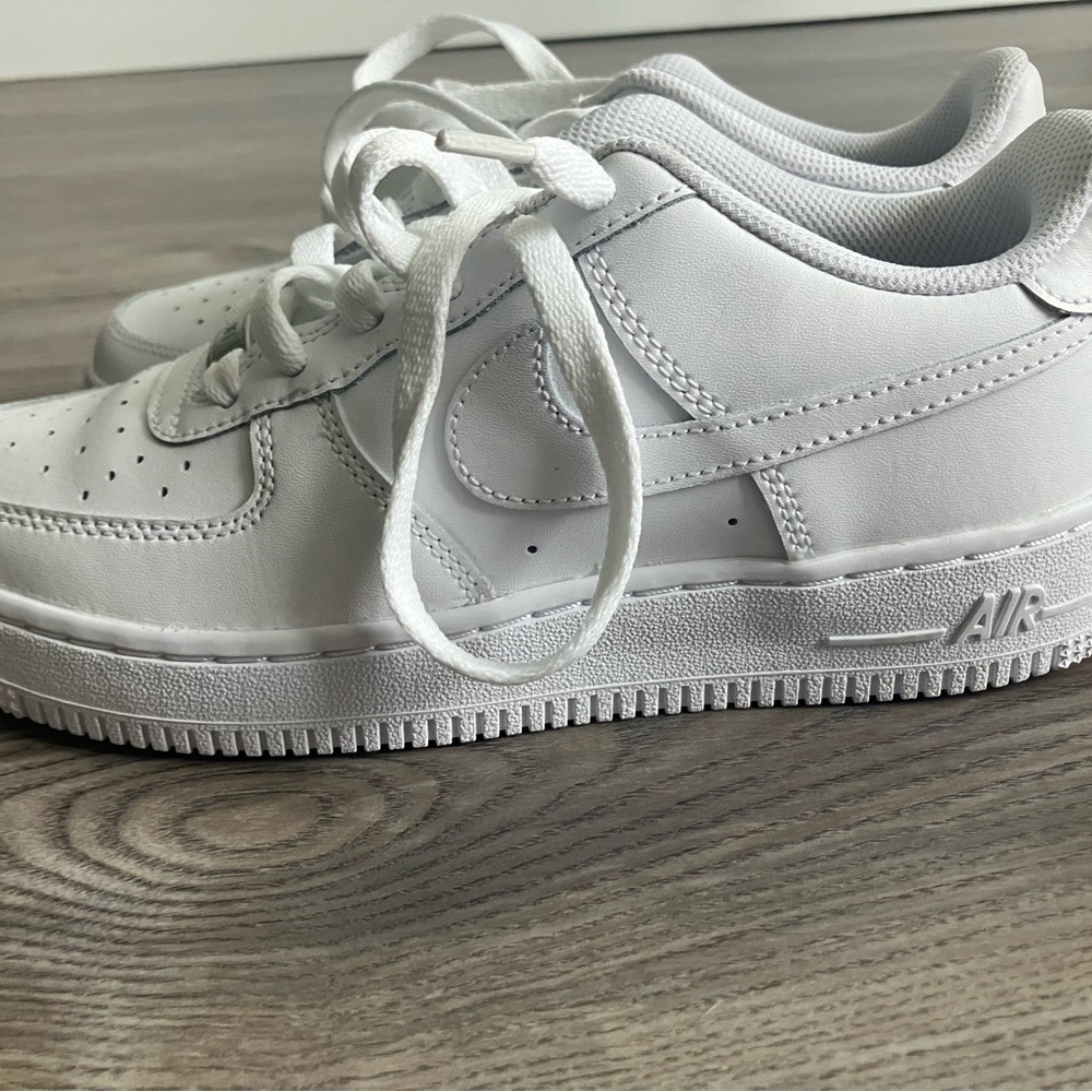 Nike Air Force 1 - Picture 7 of 7